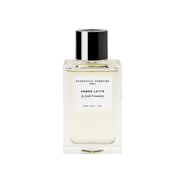 parfum Essentiel Ambre Latte, vue de face sur fond uni
