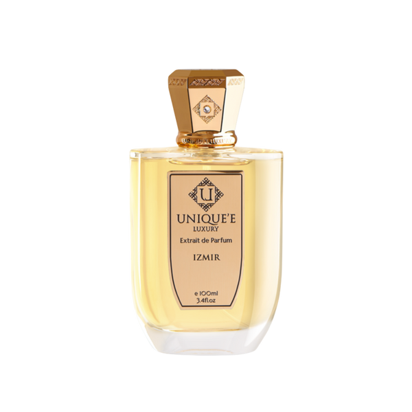 parfum Unique'e Luxury Izmir, vue de face sur fond uni